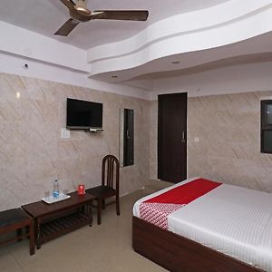 Oyo 19004 Hotel Gagan